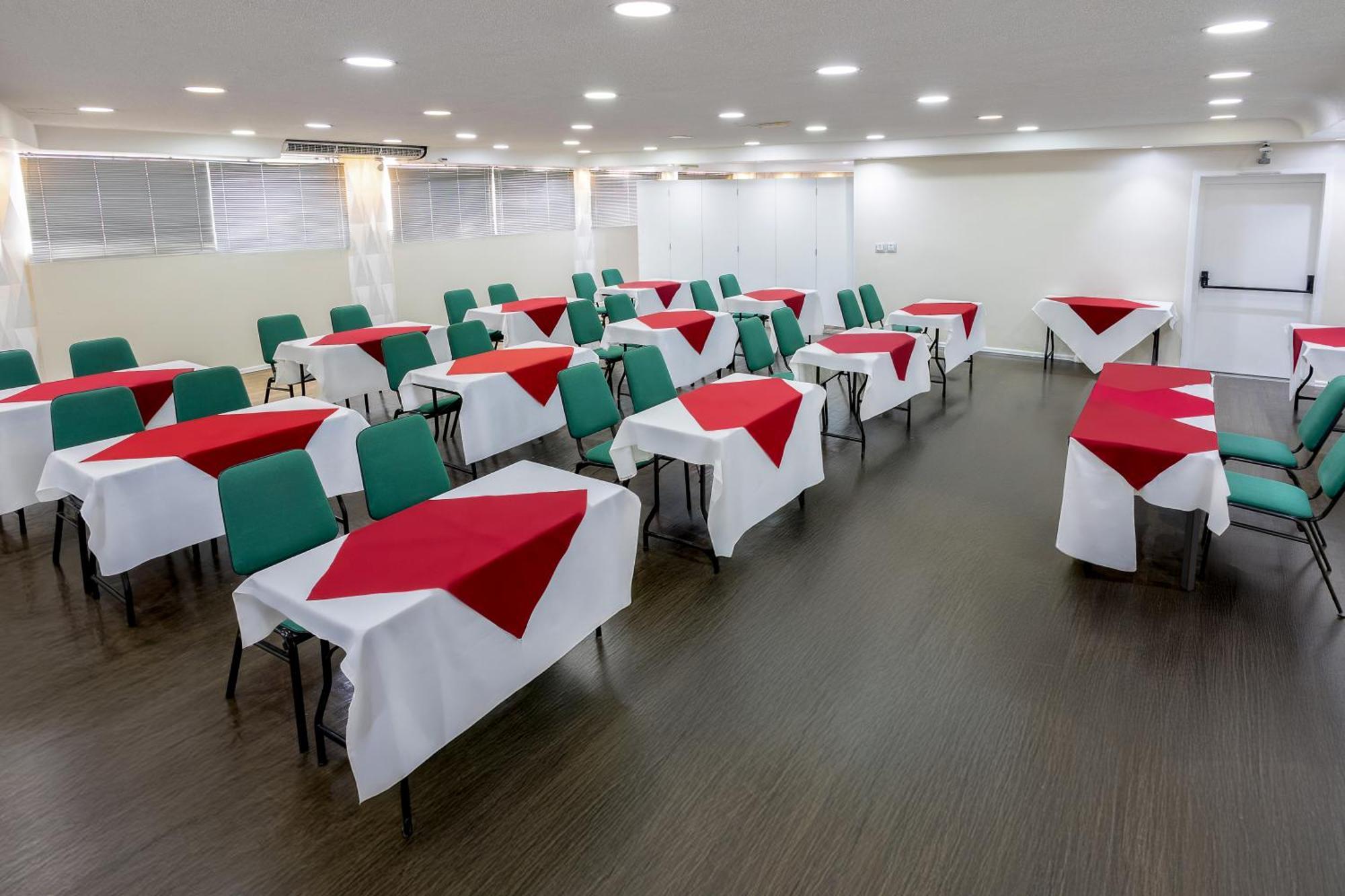 Hotel Euro Suite Sao Paulo By Nacional Inn - A 600 Metros Da Rua 25 De Marco מראה חיצוני תמונה